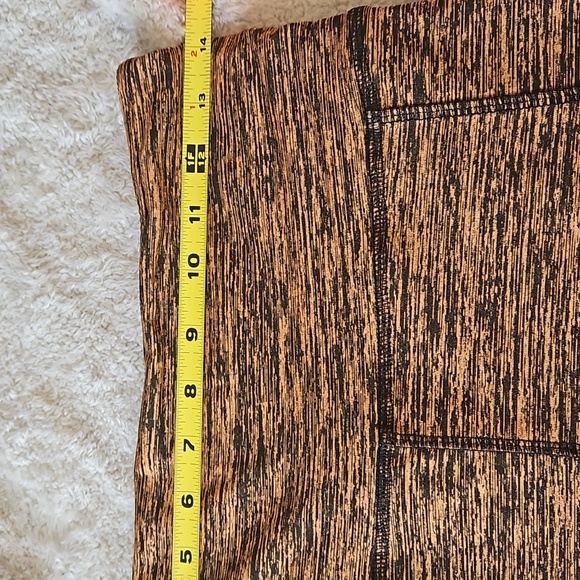 Codefit gold & black shorts medium - Picture 7 of 10